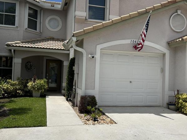 10470 Pelican Drive, Wellington, FL 33414