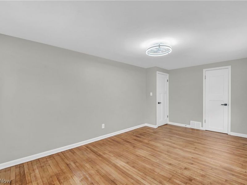 20905 Clare Avenue , Maple Heights, OH 44137 Photo 23
