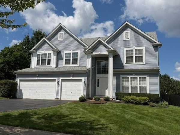 1670 HIGHMEADOW Lane, Algonquin, IL 60102