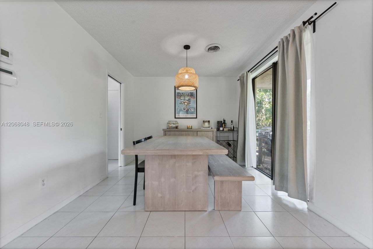 8620 SW 159th St , Palmetto Bay, FL 33157 Photo