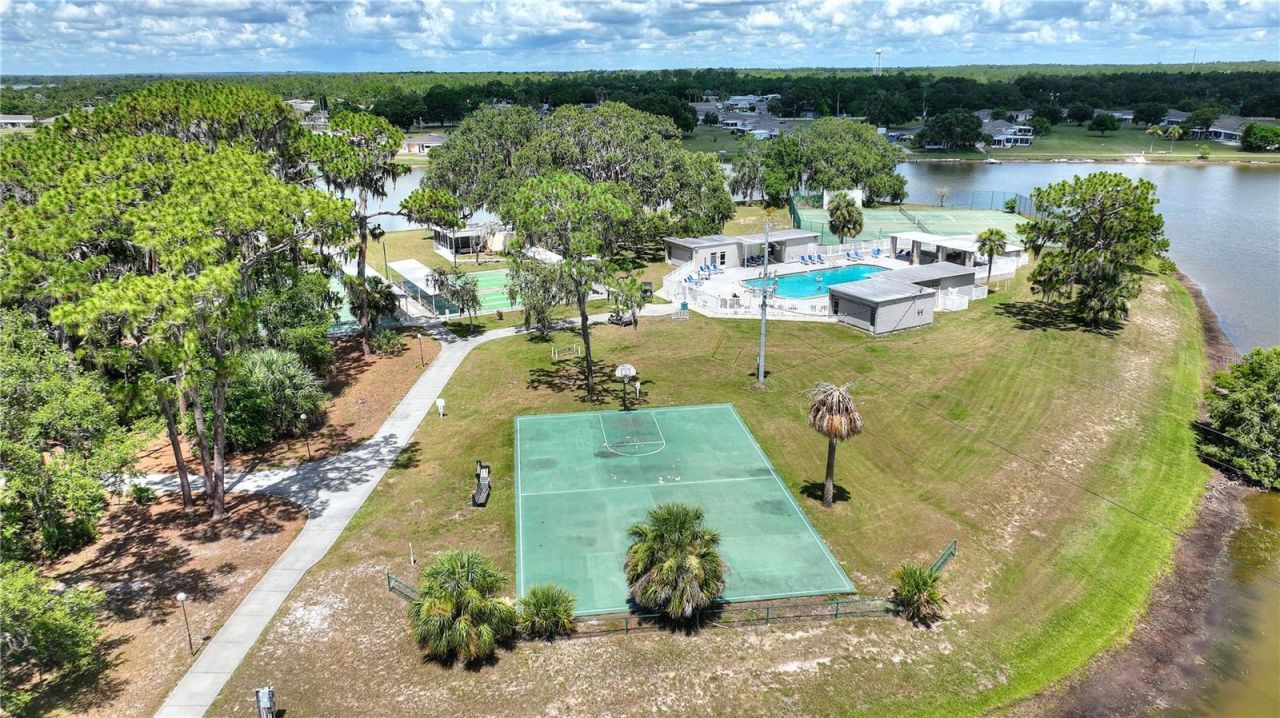 2637 Club Circle, Lake Wales, FL 33854 Photo