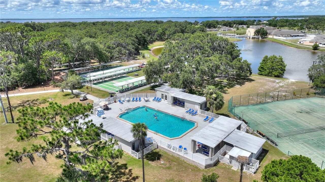 2637 Club Circle, Lake Wales, FL 33854 Photo