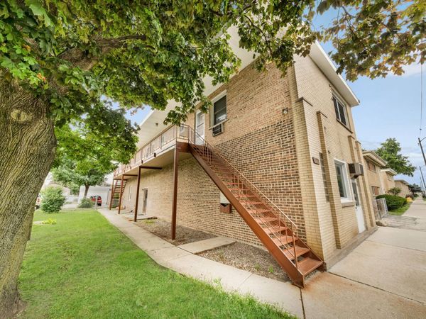4227 S HARLEM Avenue , Unit 4, Stickney, IL 60402