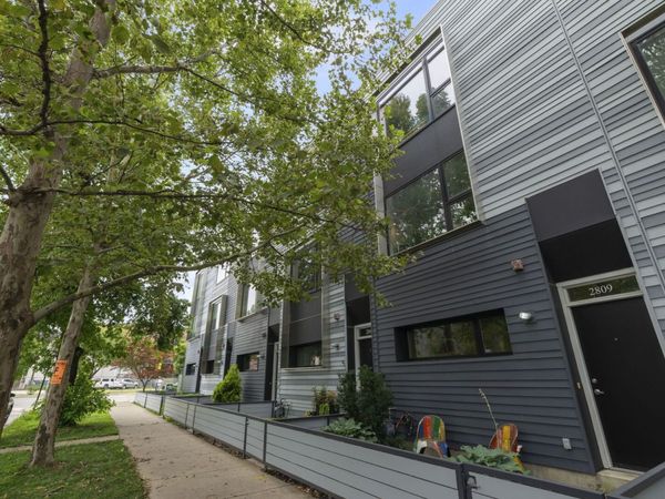 2809 W Shakespeare Avenue , Chicago, IL 60647