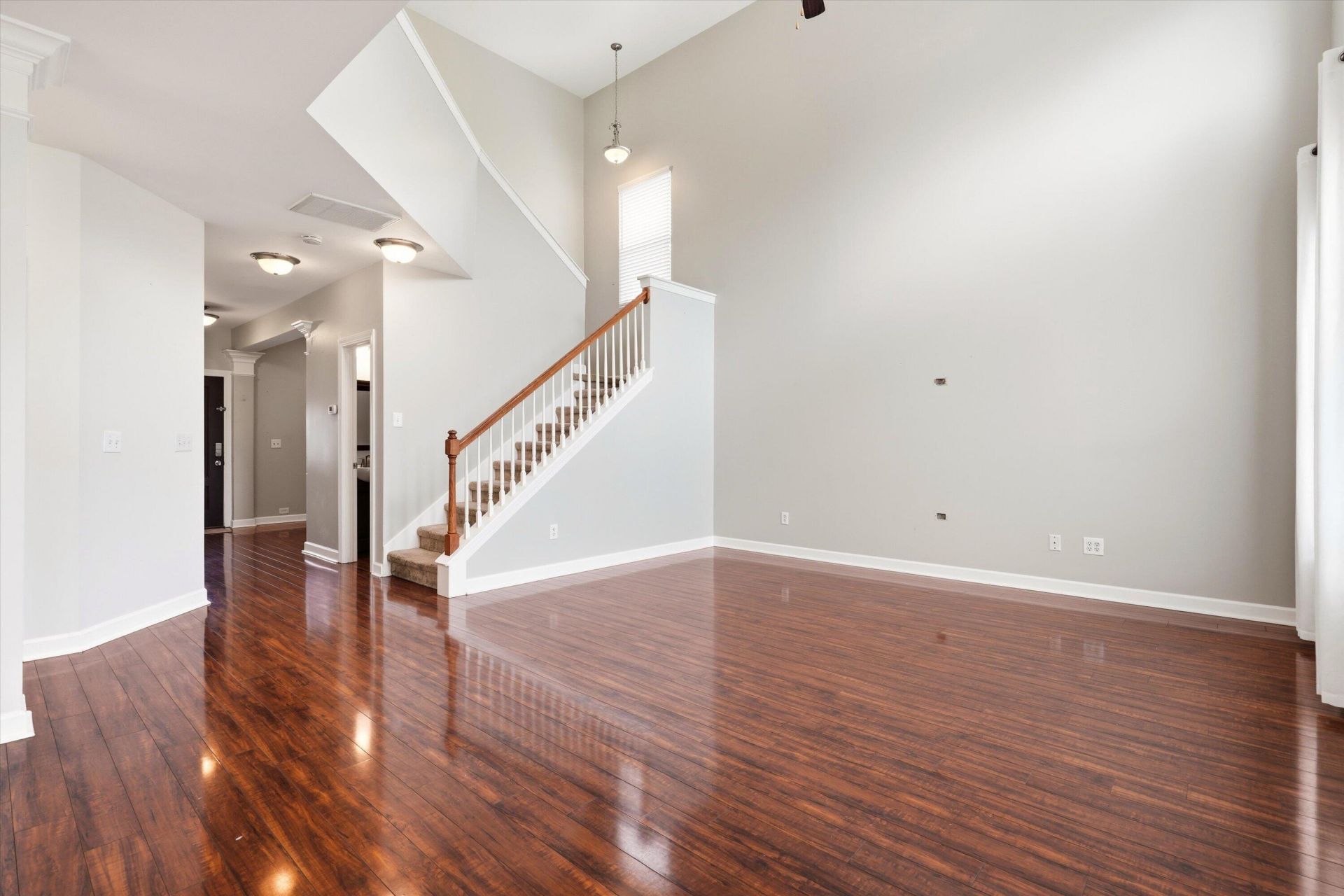 1013 Turtle Dove Lane Photo 9