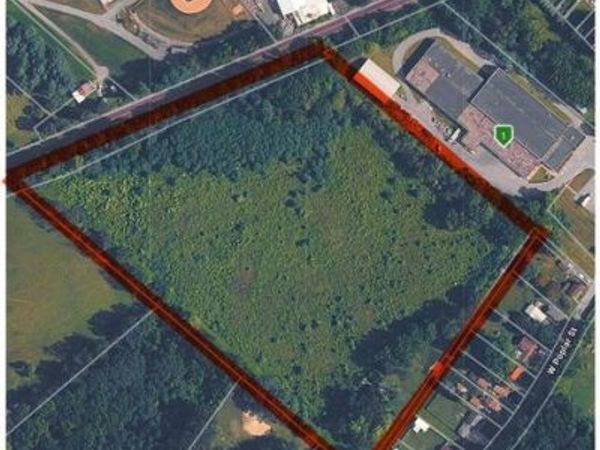 223 W POPLAR STREET , FLEETWOOD, PA 19522