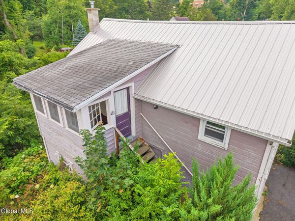 121 Washington Avenue, Unit 2, Cobleskill, NY 12043