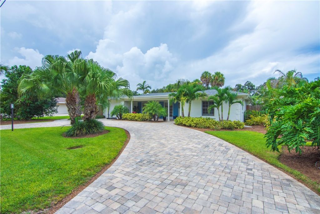 207 Conn Way, Vero Beach, FL 32963 Photo