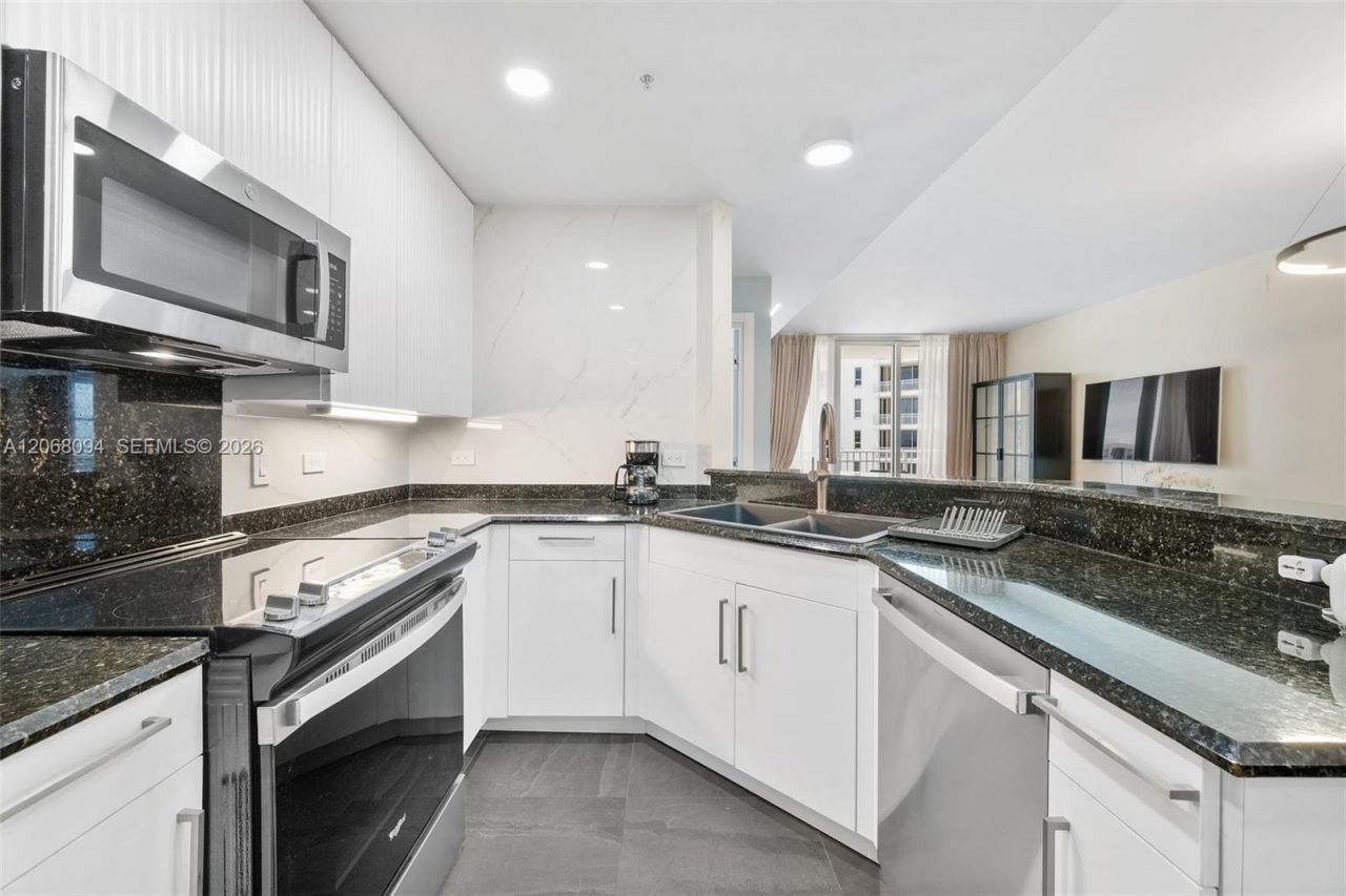 801 Brickell Key Blvd , Unit 1805, Miami, FL 33131 Photo