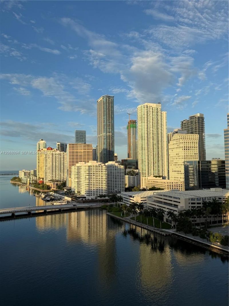 801 Brickell Key Blvd , Unit 1805, Miami, FL 33131 Photo