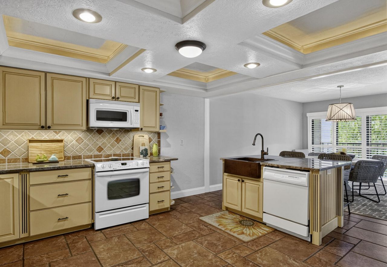 3400 Twin Lakes Terrace, Unit 201, Fort Pierce, FL 34951 Photo