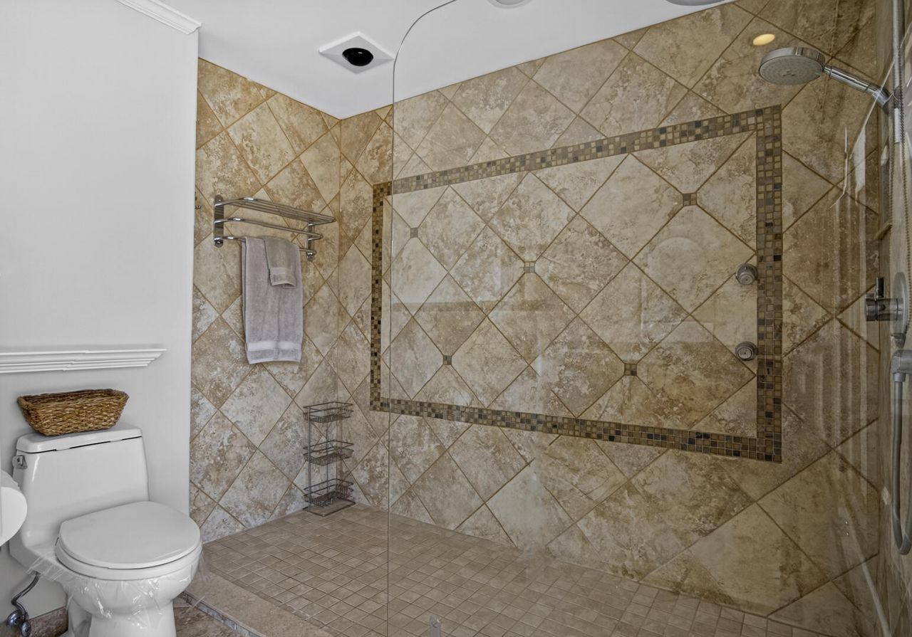 3400 Twin Lakes Terrace, Unit 201, Fort Pierce, FL 34951 Photo