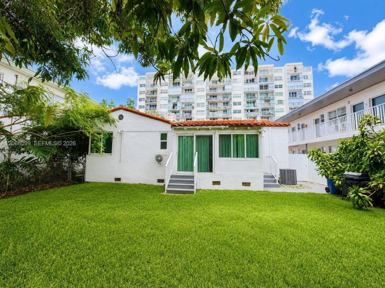 7825 Byron Ave, Miami Beach, FL 33141 Photo