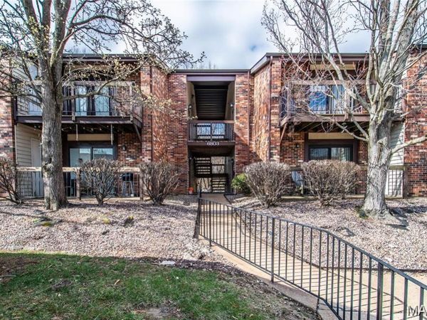 6803 Cottage Grove Lane , Unit B, St Louis, MO 63129