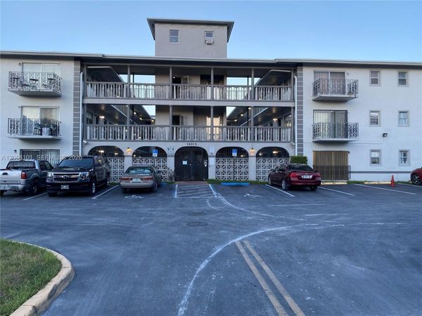 Unit 211, North Miami Beach, FL 33162