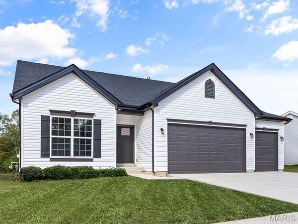 2 Maple Expanded at Walnut Hills , Jefferson City, MO 65109