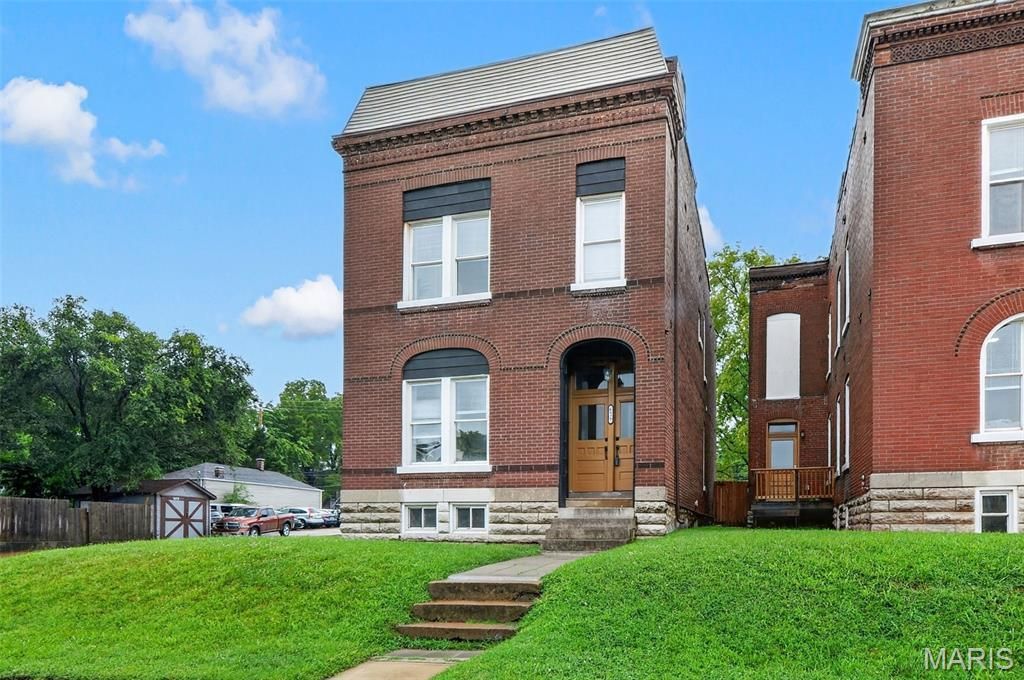 6827 Minnesota Avenue , Saint Louis, MO 63111 Main Photo