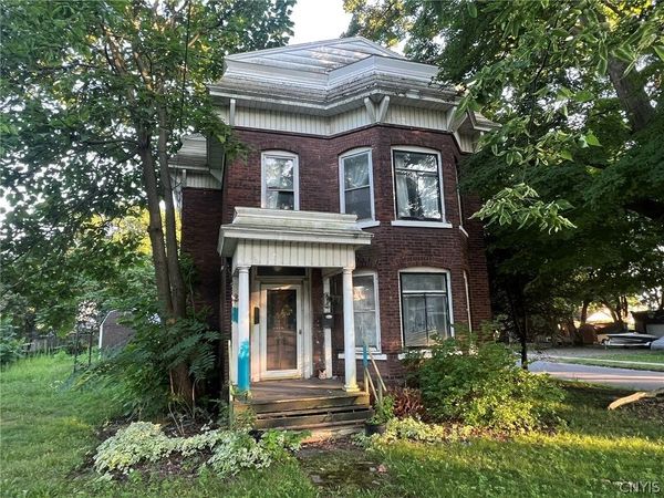 415 W Broadway , Fulton, NY 13069