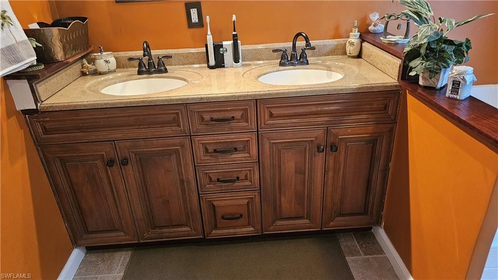 711 Epps Brown St E, Lehigh Acres, FL 33974 Photo