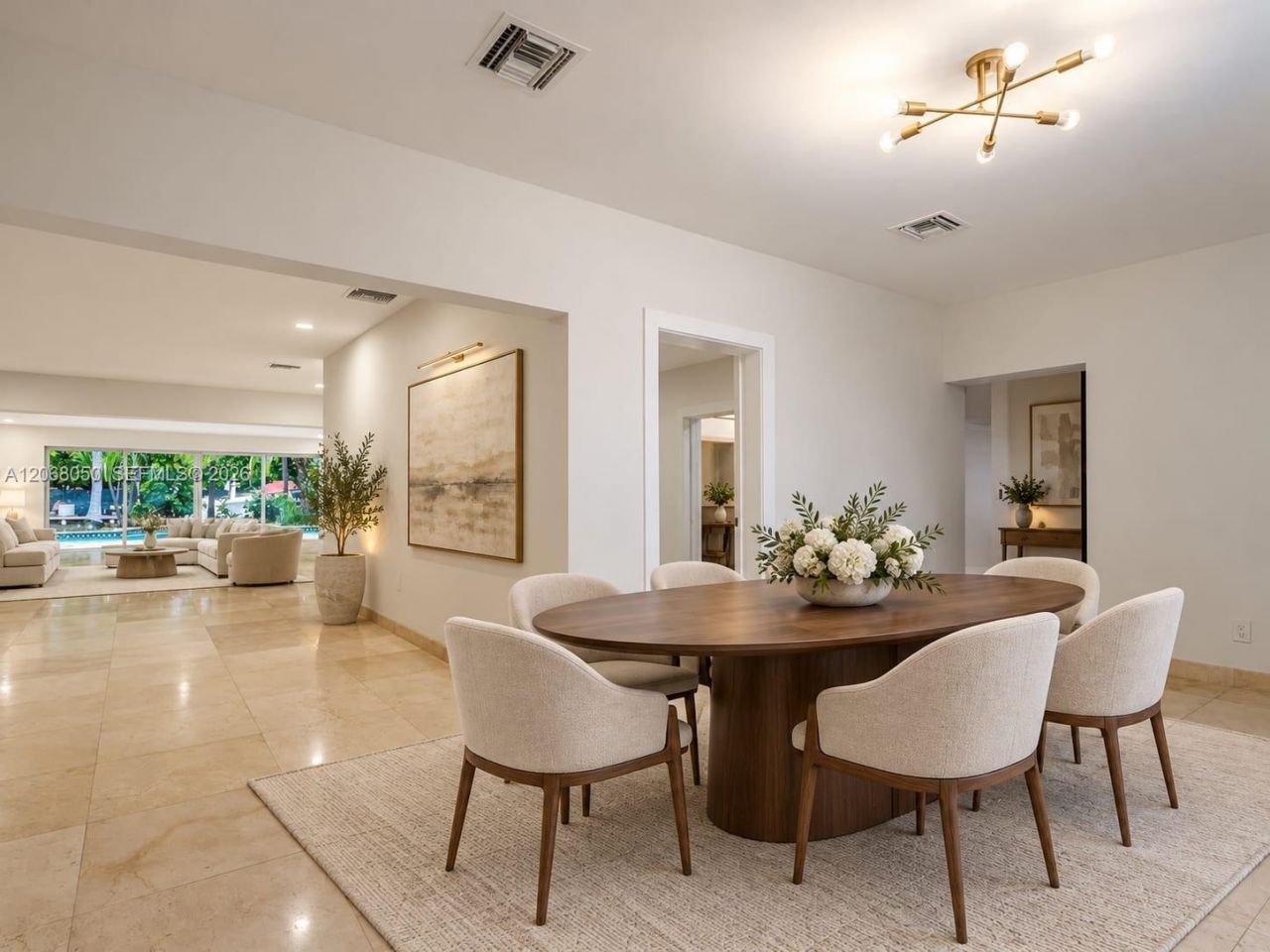 1710 Cleveland Rd, Miami Beach, FL 33141 Photo