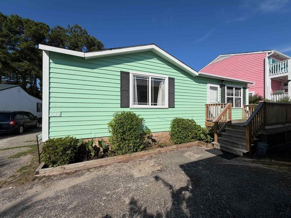 709-B 3rd Ave. S, North Myrtle Beach, SC 29582