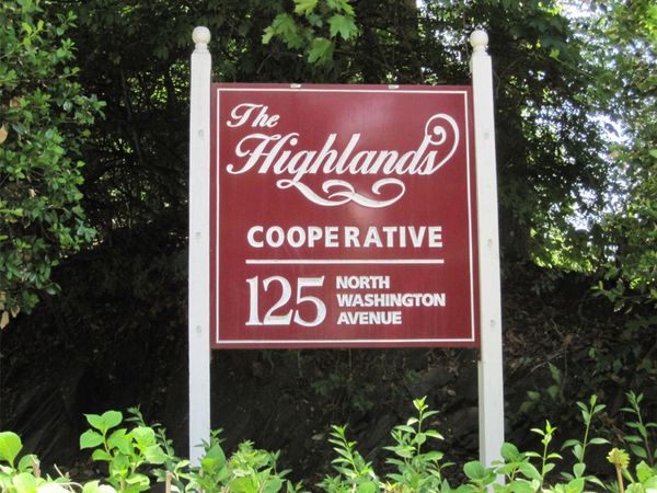 125 N Washington Avenue, Unit 55, Hartsdale, NY 10530
