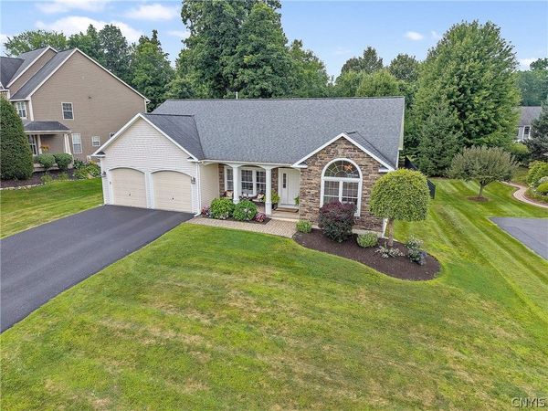 3295 Oak Brook Road, Baldwinsville, NY 13027