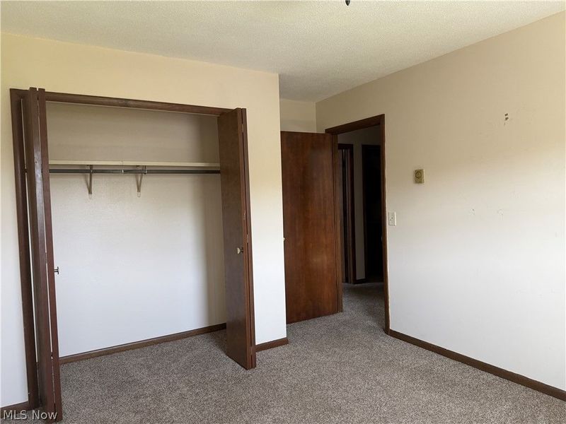 615 Bowling Green Circle, Elyria, OH 44035 Photo 15