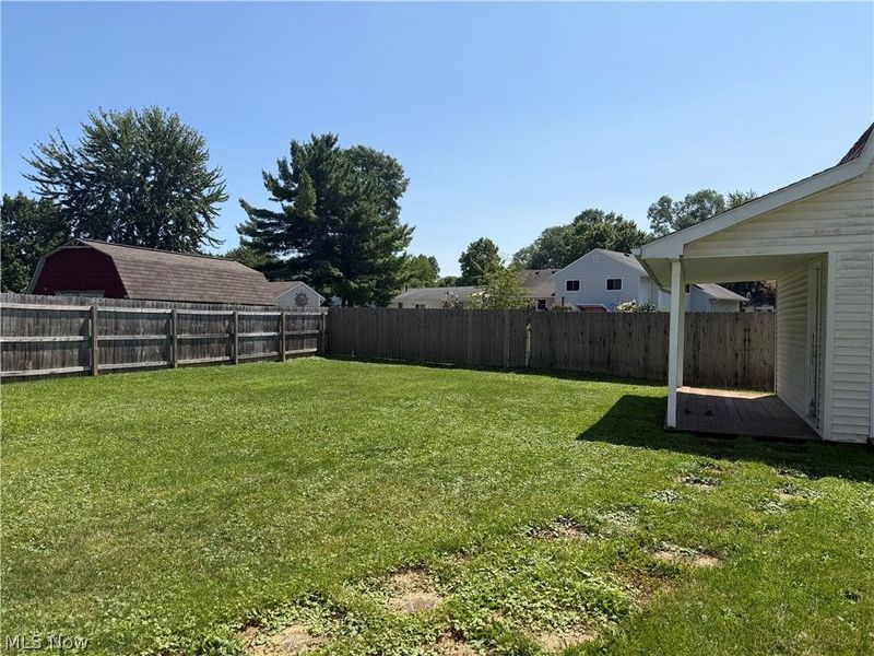 615 Bowling Green Circle, Elyria, OH 44035 Photo 18