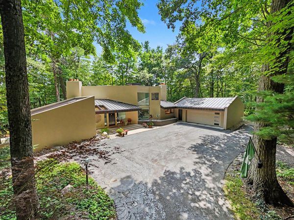 10109 Hathaway Drive, Greenville, MI 48838