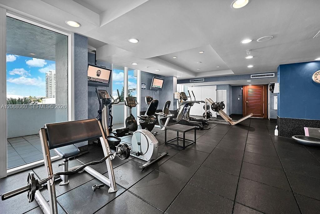 7900 Harbor Island Dr , Unit 1408, North Bay Village, FL 33141 Photo