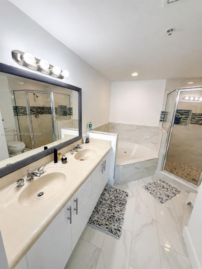 7900 Harbor Island Dr , Unit 1408, North Bay Village, FL 33141 Photo