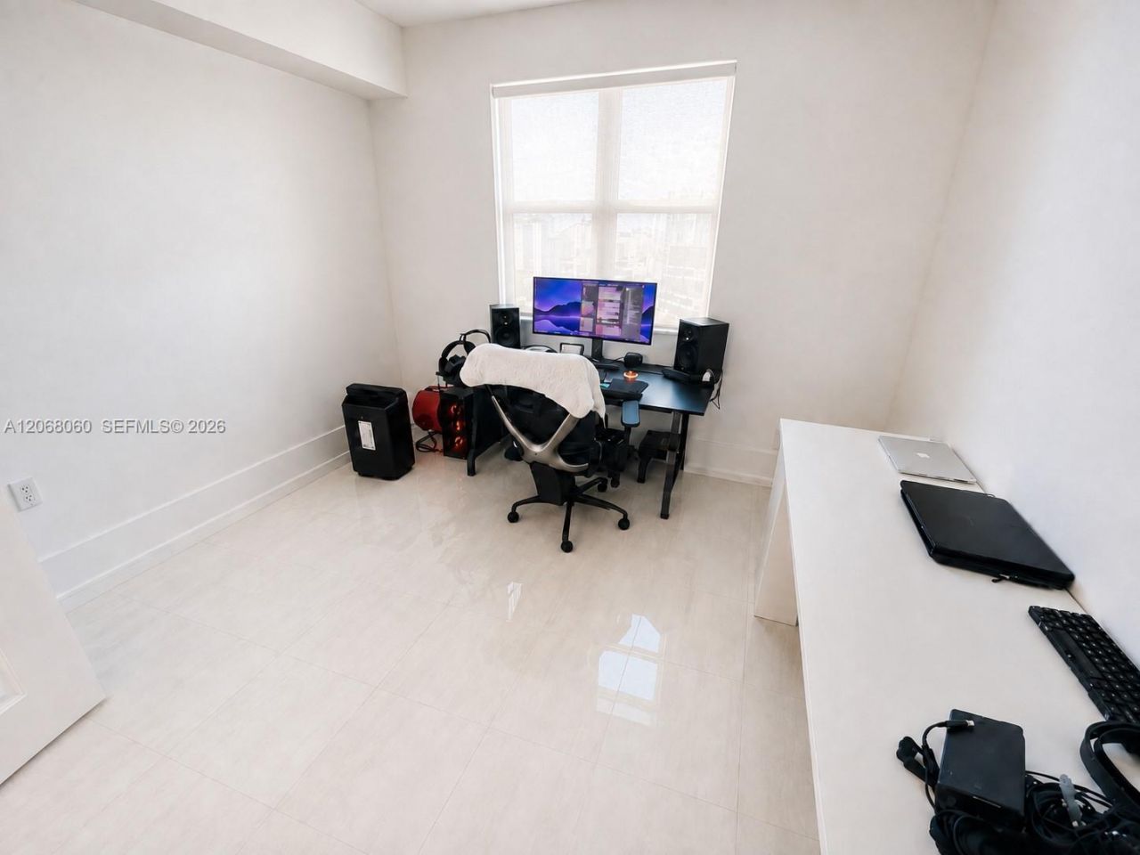 7900 Harbor Island Dr , Unit 1408, North Bay Village, FL 33141 Photo
