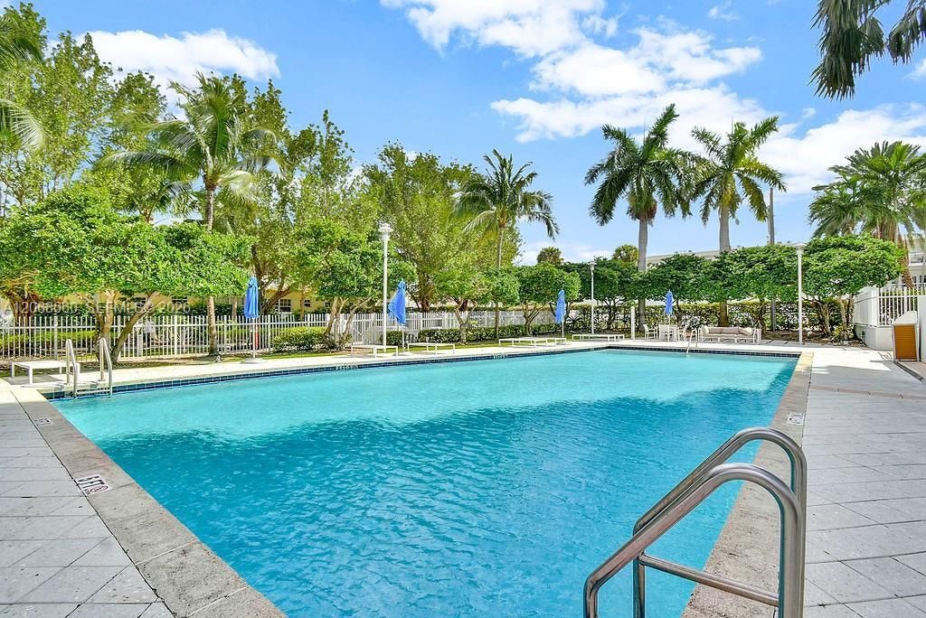 7900 Harbor Island Dr , Unit 1408, North Bay Village, FL 33141 Photo