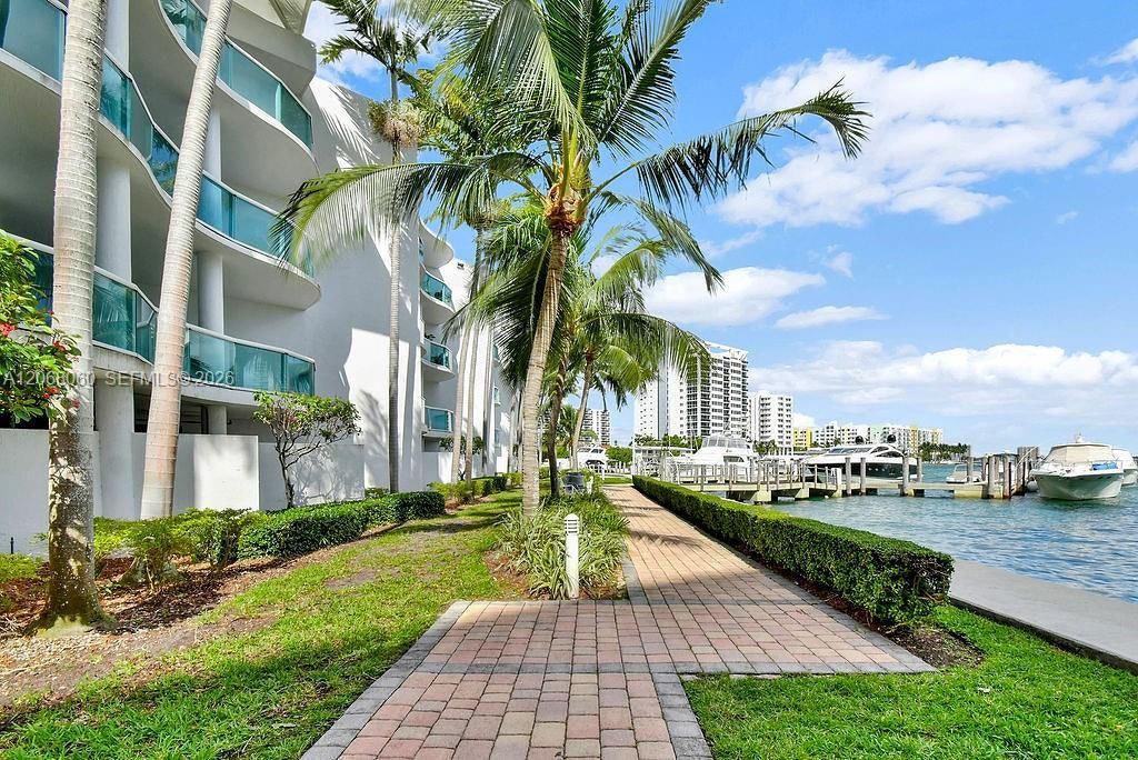 7900 Harbor Island Dr , Unit 1408, North Bay Village, FL 33141 Photo