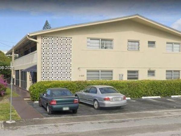 11925 NE 19th Dr , Unit 6, North Miami, FL 33181