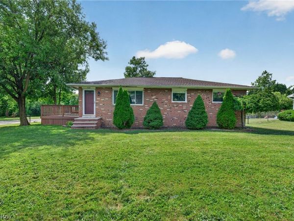 1626 S Carpenter Road , Brunswick, OH 44212