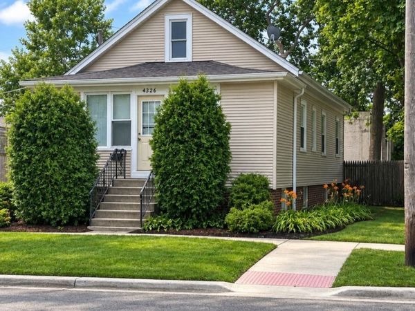 4326 Wesley Terrace , Schiller Park, IL 60176