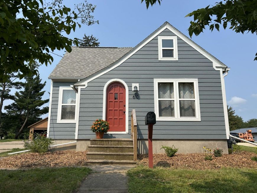 Main Photo