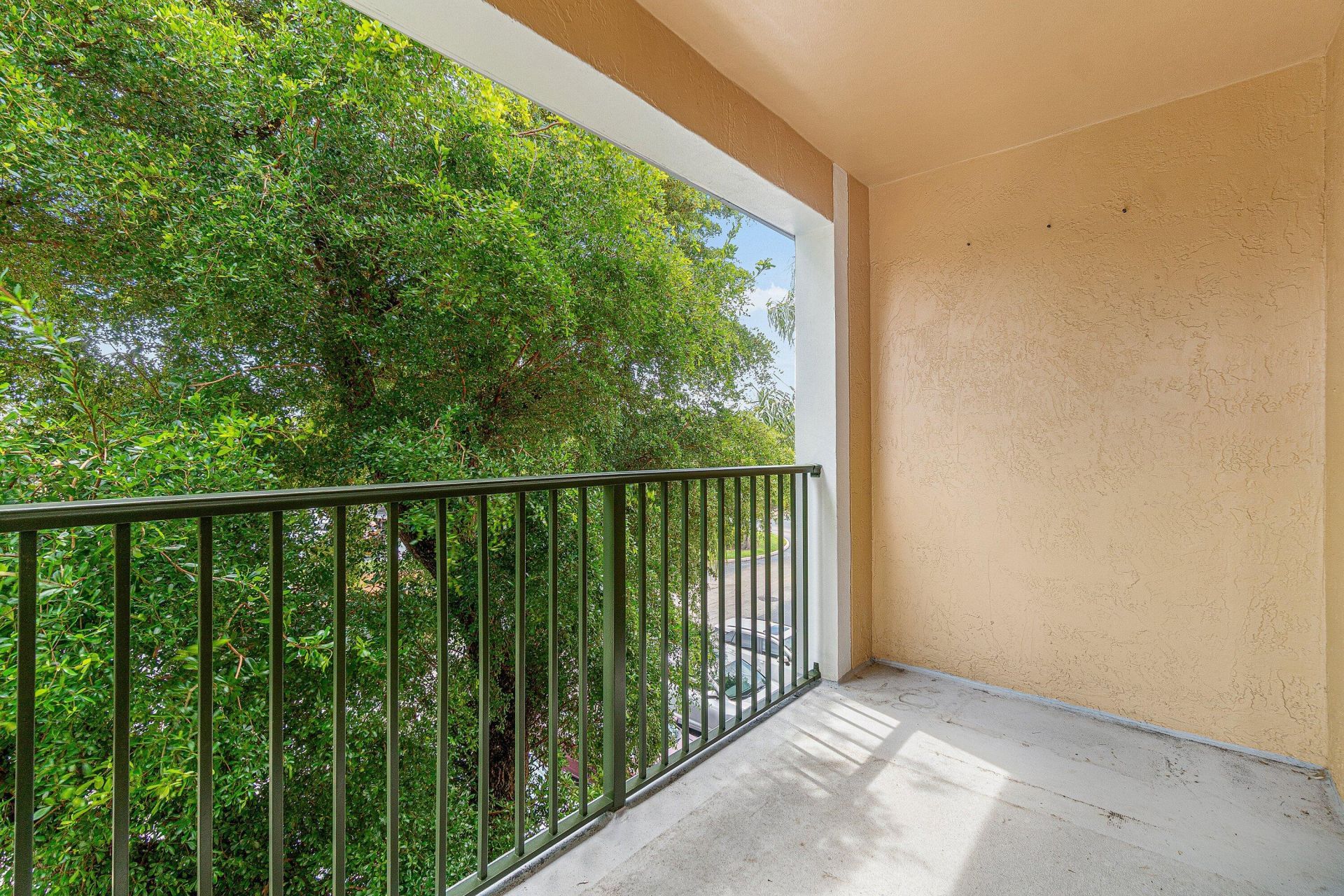 131 Yacht Club Way, Unit 307, Hypoluxo, FL 33462 Photo