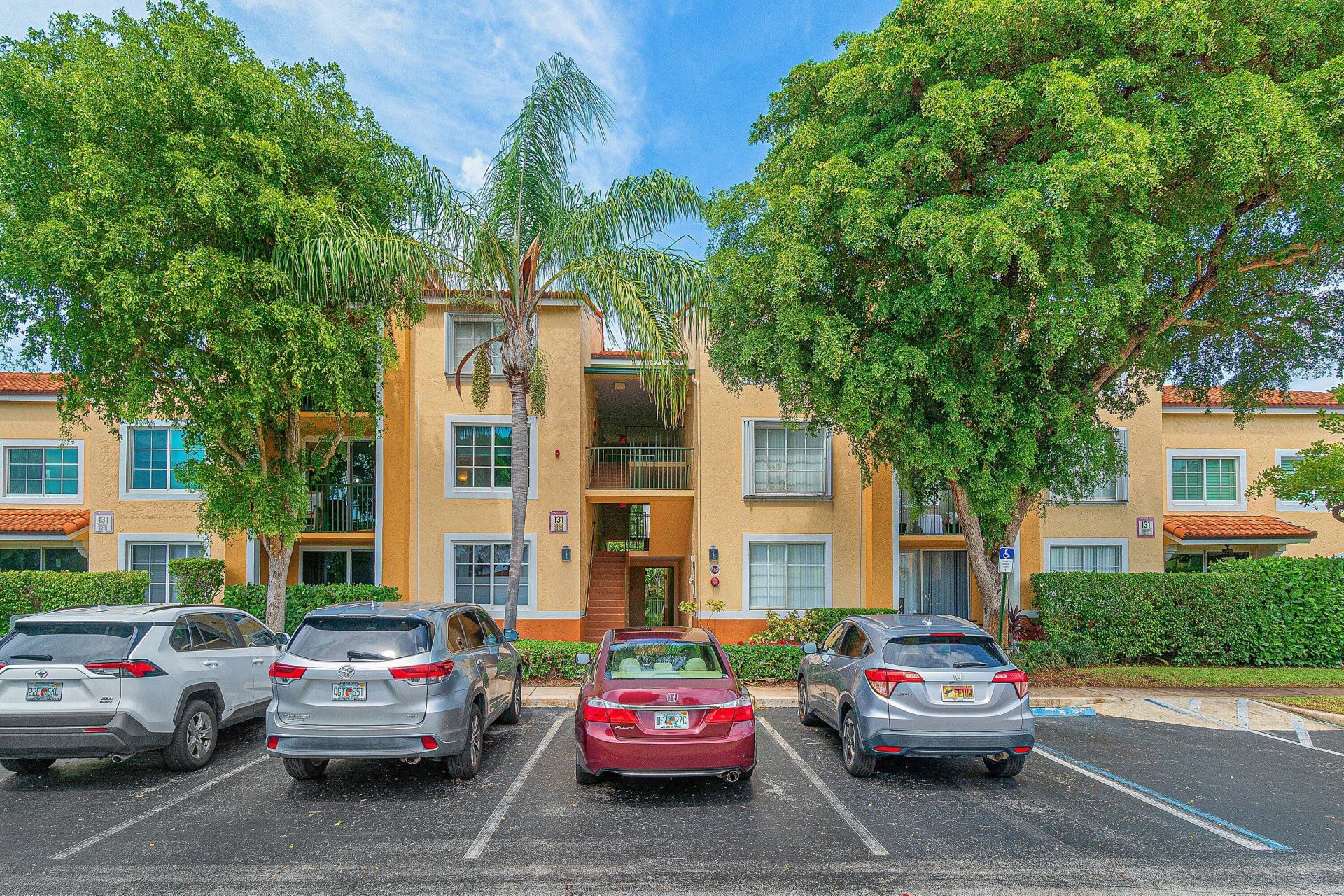 131 Yacht Club Way, Unit 307, Hypoluxo, FL 33462 Photo