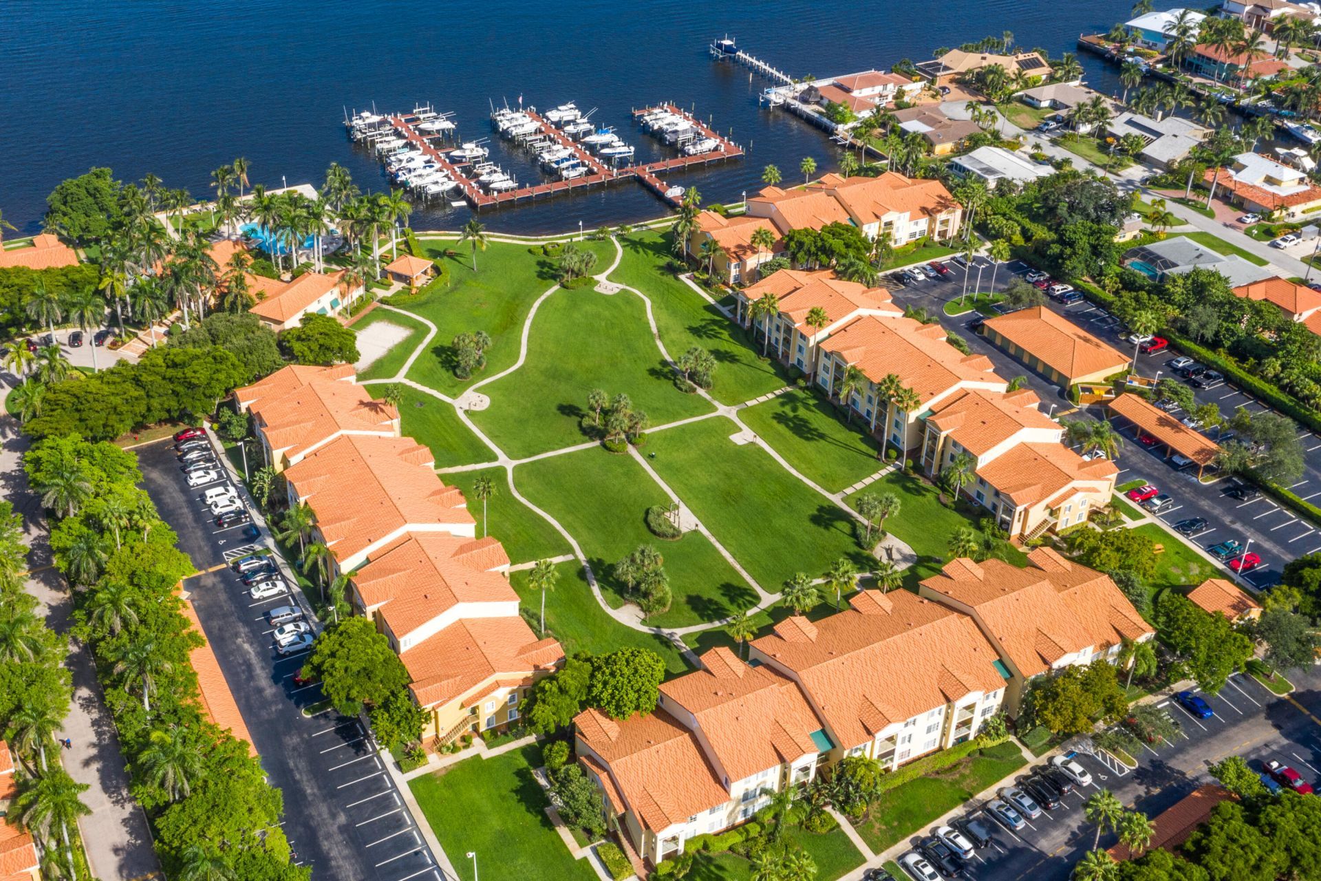 131 Yacht Club Way, Unit 307, Hypoluxo, FL 33462 Photo
