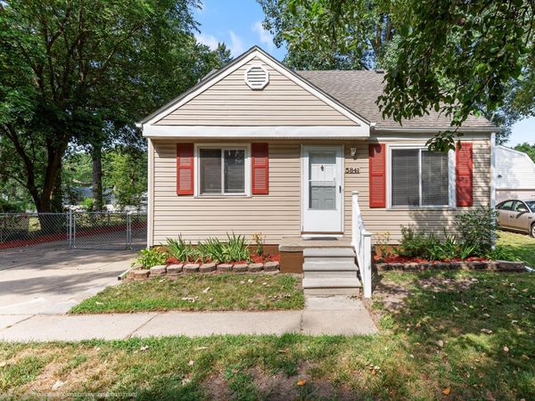 5841 N Walton Street, Westland, MI 48185