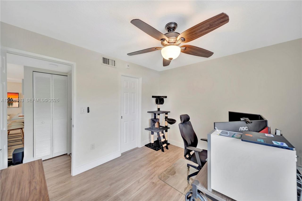 12455 SW 93rd Ter, Unit 403T, Miami, FL 33186 Photo