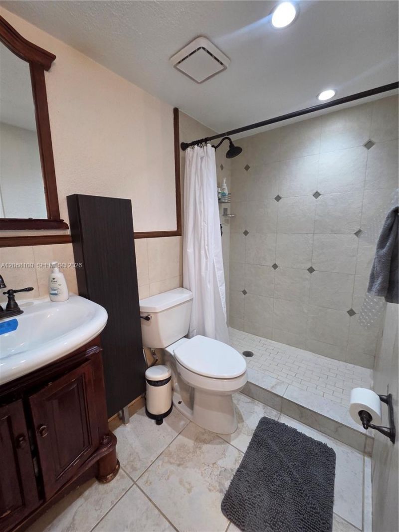 7401 SW 82nd St , Unit 201S, Miami, FL 33143 Photo