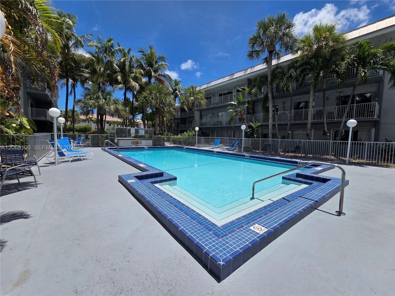7401 SW 82nd St , Unit 201S, Miami, FL 33143 Photo