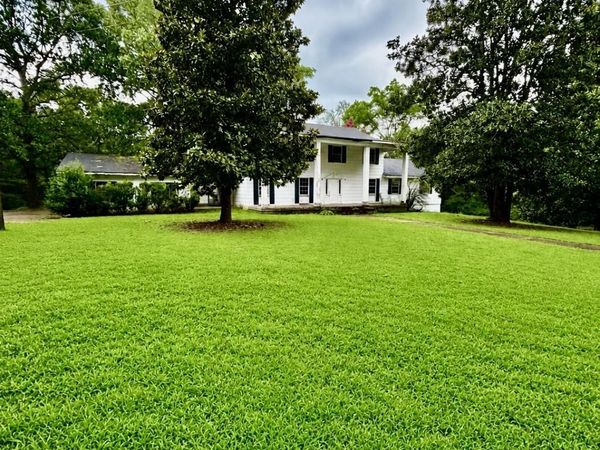 840 Quarry Rd, Tuscumbia, AL 35674