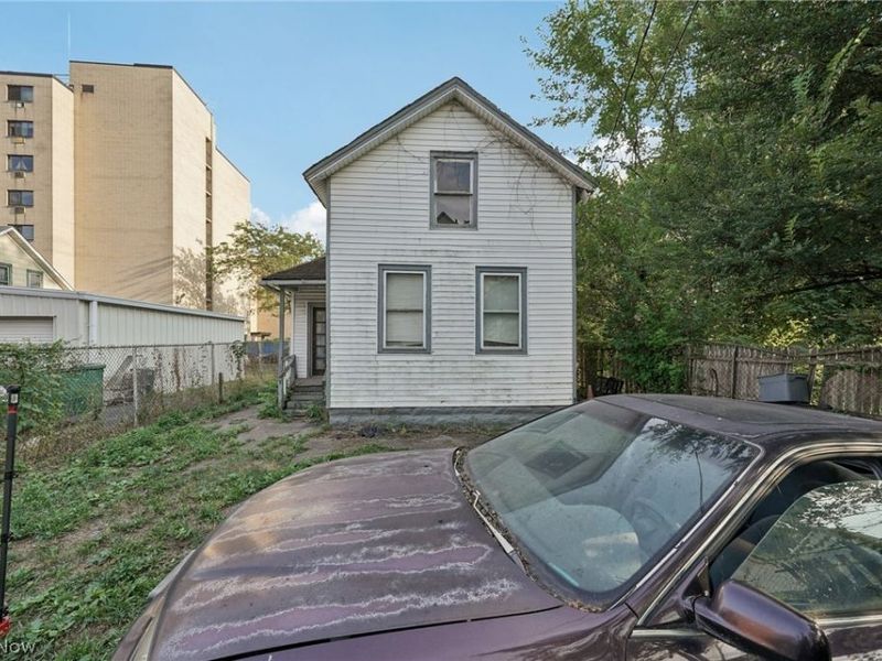 2115 Seymour Avenue, Cleveland, OH 44113 Photo 49