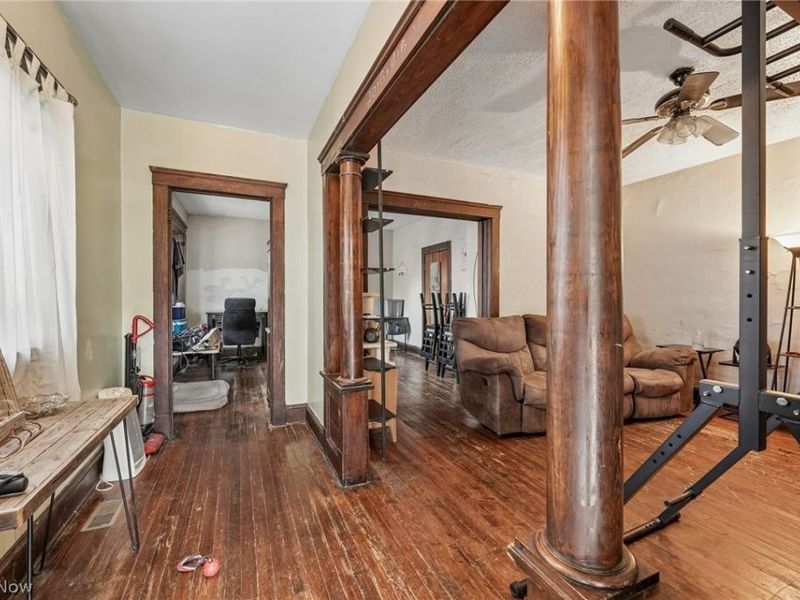 2115 Seymour Avenue, Cleveland, OH 44113 Photo 5