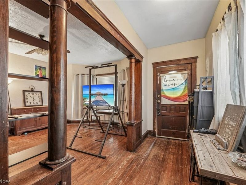 2115 Seymour Avenue, Cleveland, OH 44113 Photo 6